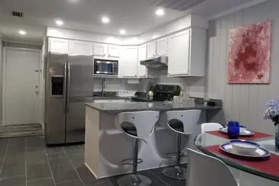 Image de Gorgeous Cottage near Lake Louisa & mins 2 Disney.