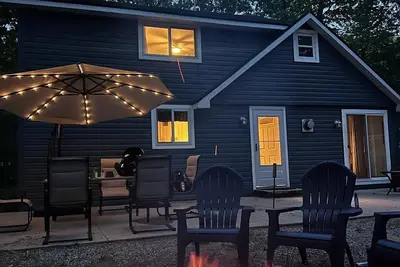 Image de *New* Blue Haven Cabin on Higgins Lake