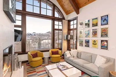 Image de Mountain Village Chalet w/ Hot Tub by Cuvée | Winter Ski