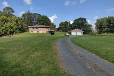 Image de 10 minutes to Casino! Cozy house in beautiful Wisconsin