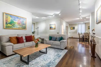 Image de Joivy Superb Apt w/Private Courtyard and Garage in Cernobbio