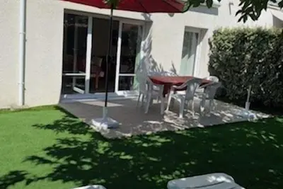 Image de 51 Océanis - Maison mitoyenne climatisée à 200m de la plage