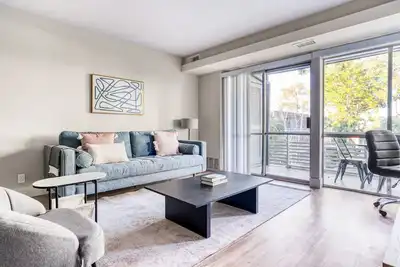 Image de Bright Sunnyvale 1br w/ Pool, Gym & W/D, 10 mins to Target, by Blueground