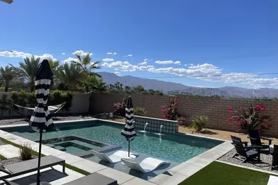 Image de Palm House California Desert Home Festival & Events Close with Pool, Spa & Views