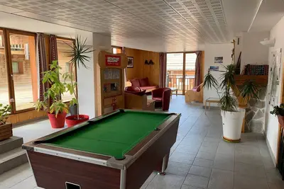 Image de Appartement cosy 6 pers avec balcon, parking couvert, proche pistes et commerces, Wifi inclus
