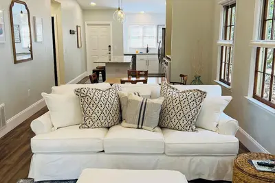 Freshly Renovated Single Story Townhouse Adjacent Haile Village Stocked Kitchen