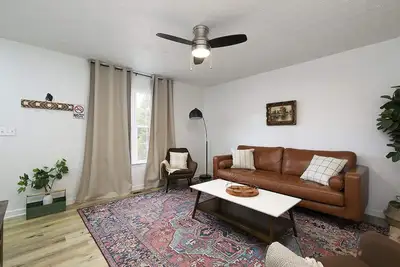 Image de Relaxing 2 beds with 2 separate baths townhouse l Perfect for family or business