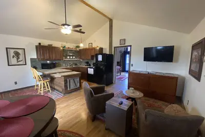 Image de Loft apartment on a horse ranch