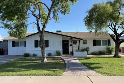 Image de Scottsdale Prime location- Pool & 2 miles to Old Town, Golf, Spring Training!