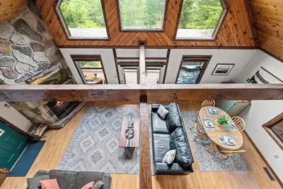 Image de 4 miles to Parkway / Mtn Views / Hot Tub