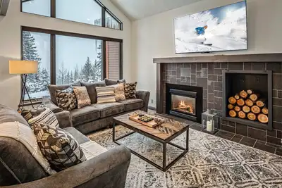 Image de Glades Luxury | Ski in & out home below Schweitzer Village