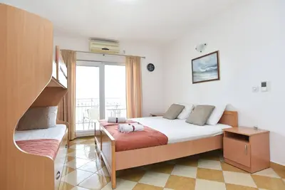 D&D Apartments Tivat - Apartment with 4 beds - No. 9