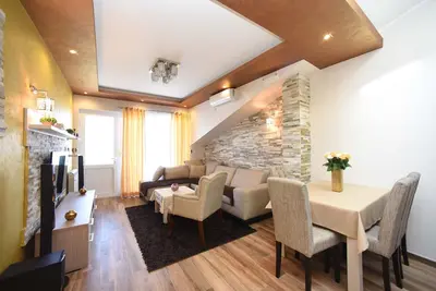 D&D Apartments Tivat - Apartment with 4 beds - No. 12