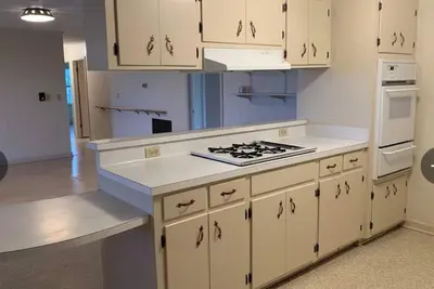 Image de Quiet country side home living. A hop, skip and jump away from Atx/Htx/Satx. . :)