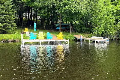 Image de Spacious and Charming 3br 3ba 2 Story Log Home, Canoe, Kayaks Included