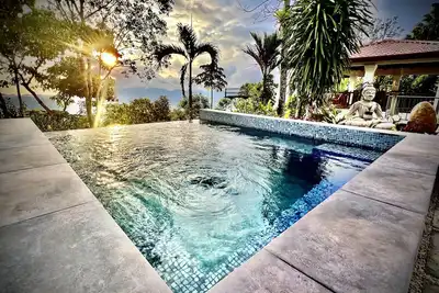 Image de A tranquil Balinese-inspired jungle oasis
