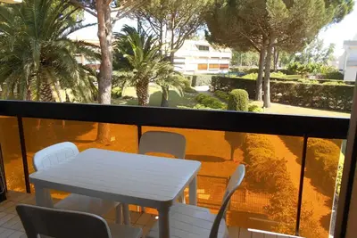 Image de Studio cabine avec terrasse, accès rapide plage et parking privé - Le Grau du Roi
