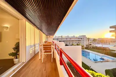 Image de Home Out Marina Vilamoura apt balcony and pool