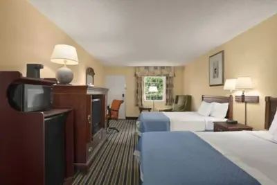 Image de Affordable Comfort in Alexandria! ! 2 Double Beds11