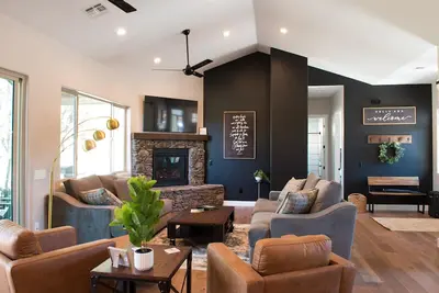 Image de Custom 4bd Mountain & Golf Retreat, Sleeps 8, \nA/C, Close to All Key Attractions