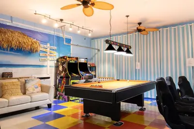 Image de Sunkissed Oasis 5 Br Home, Pool, Spa & Game Room in Windsor Palms Resort