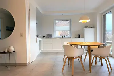 Image de Sea and comfort - vacation apartment Hein with terrace and directly on the North Sea dike!