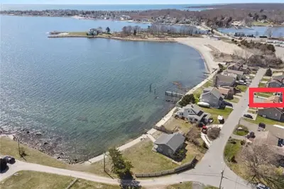 Image de 5 min walk to beach! 3-bed cottage