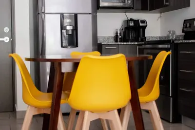 Image de Luxury Condominium (Condo) - Pom House