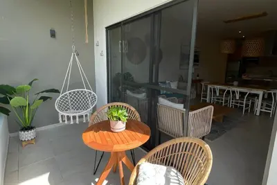 Image de Fourth floor apartment with terrace 10 minutes from the beach and fifth avenue