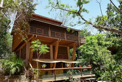 Image de Live like a local in a family-sized 2br, 2min to beach, bars, dive & snorkel!