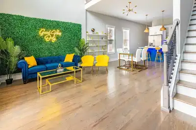 Image de The Royal Luxe 7 minutes from downtown