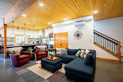 Image de Amazing Custom Enchantment Lodges 5 min walk to Downtown