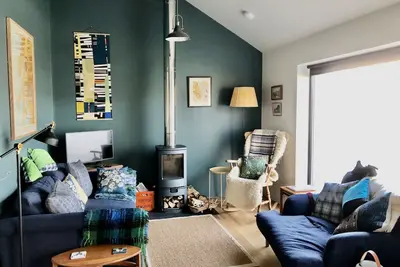 Image de An Airigh is a brand New Eco Home beside Loch Fyne