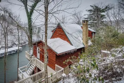 Image de Watauga Lakefront Home