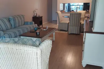 Image de Enjoy golf, Pb, Disney on this 2nd Floor gated condo! ! ! 10 mins from airport. .