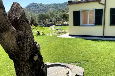 Image de App. ground floor Pitosforo-large garden