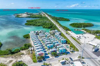 Image de New House Paradise Without a Pasport On Atlantic Ocean  Deck Sunsets Water Views