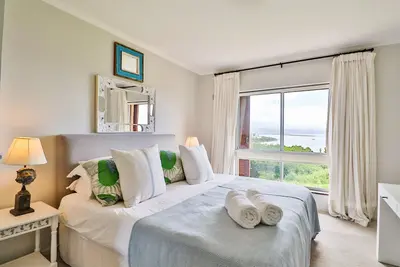 Image de Beach Villa with Sea Views Close to Lookout Beach