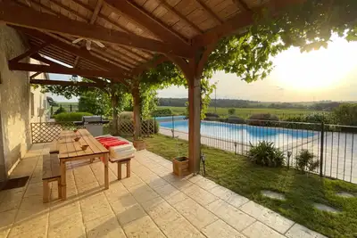 Image de Superbe propriété familiale, Château L'Indécise, piscine et grand jardin