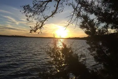 Image de A 'Blast From The Past' On The Shores Of Clearwater Lake