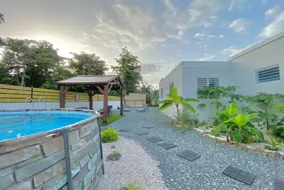 Image de Hermosa Casa, con piscina a 2 minutos de la playa. ! todo cerca!