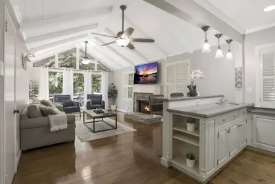 Image de **Luxurious Buckhead Living: Discover Your Dream Home**