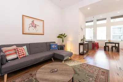 Image de Lovely 2 Bedroom Rental with Parking