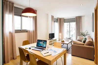 Image de 2 bedrooms apartment 200m from Bogatell Beach