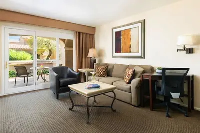 Image de 2 Awesome Units, Pet-Friendly, Near Old Town, Desert Botanical Museum!