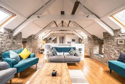 Image de The Granary · Stunning Converted Granary in Heart of St Davids