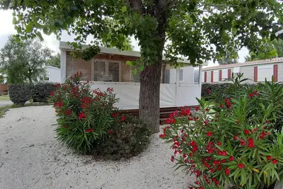 Image de Particulier loue Mobil home dans Camping 4* en bord de mer