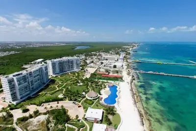 Image de Beautiful Beachfront Penthouse