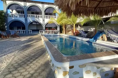 Image de Praga home beachfront with large pool