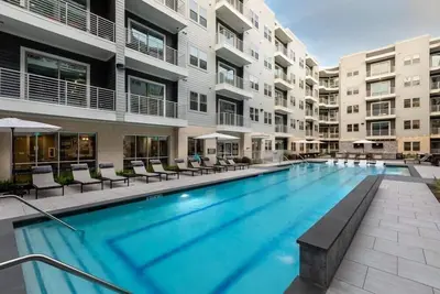 Image de Astounding Flat In River Oaks Near Houston Rodeo & Final Four